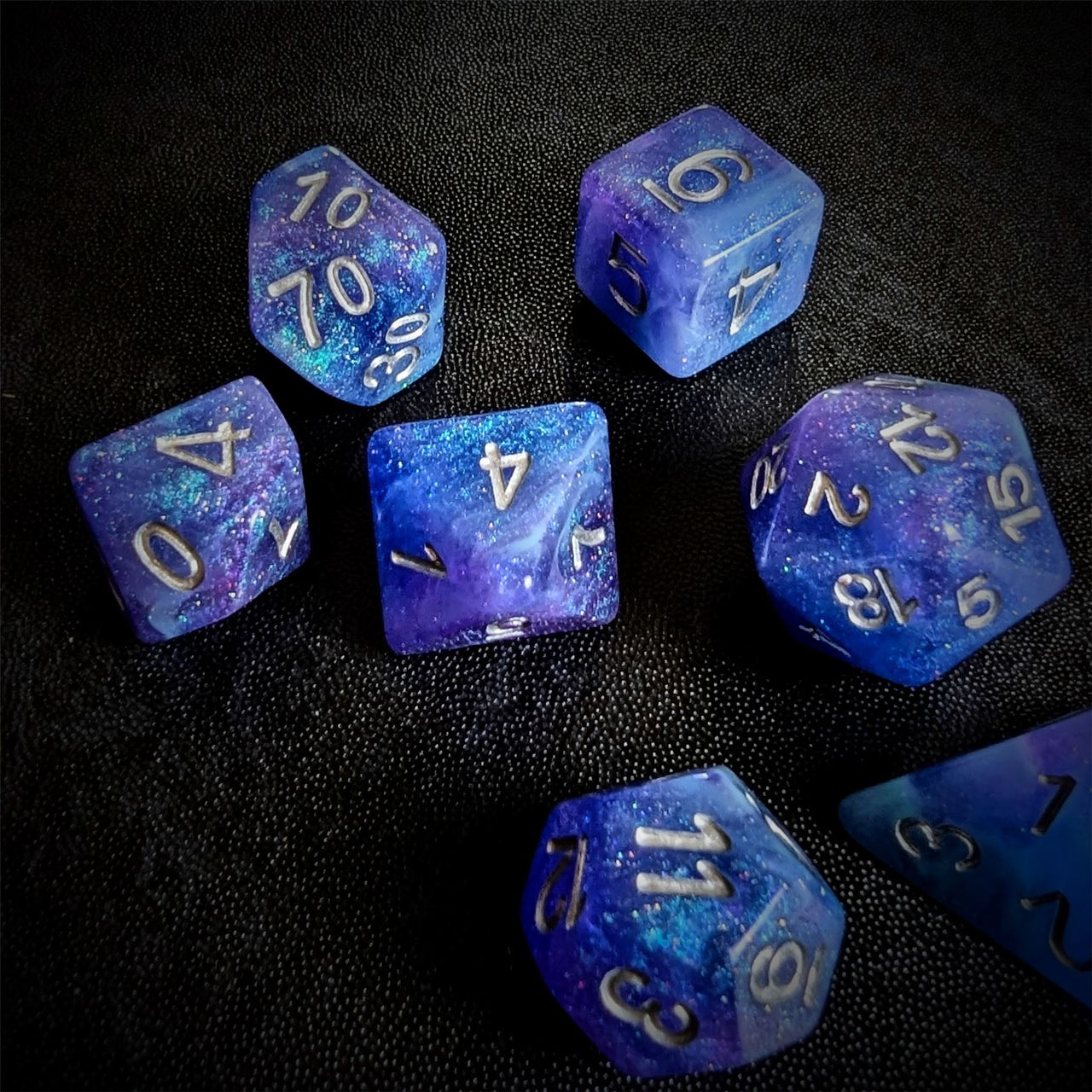 Glitter in Blue Resin - 7pcs RPG Full Dice Set