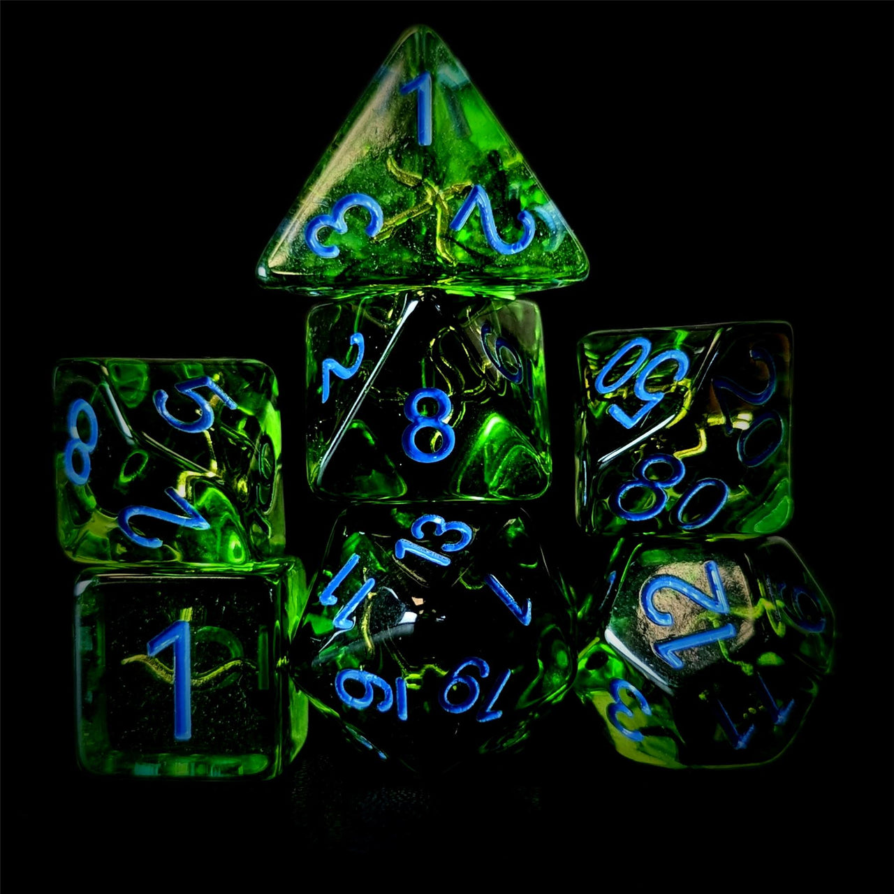 Bow in Clear & Green Resin - 7pcs RPG Full Dice Set