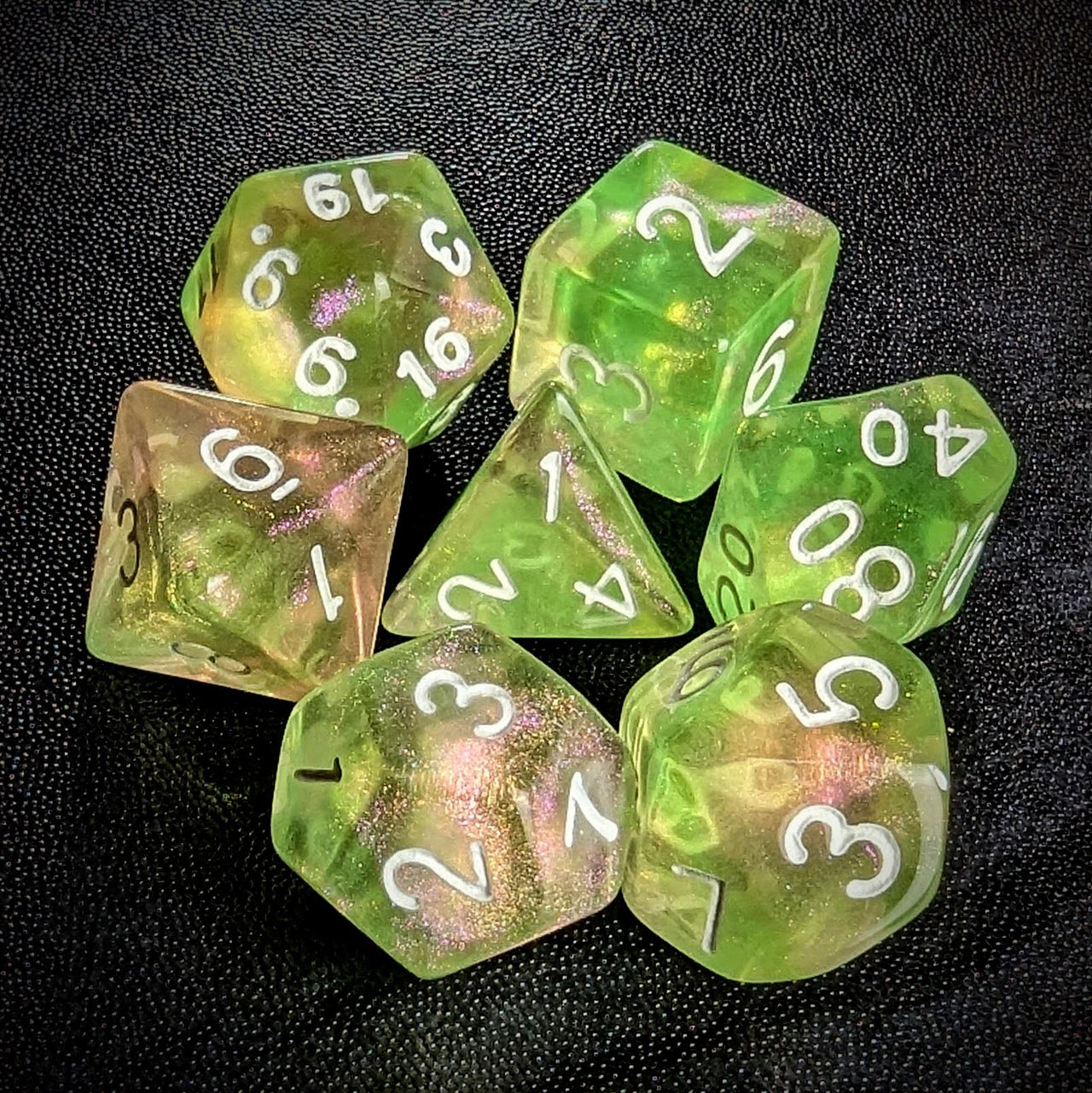 Glitter in Green & Yellow in Clear Acrylic - 7pcs RPG Full Dice Set Top