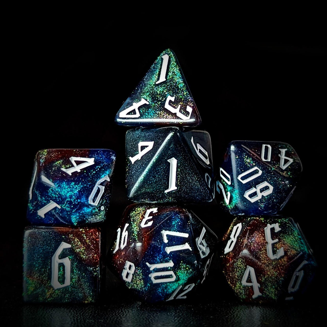 Glitter in Red & Blue Acrylic - 7pcs RPG Full Dice Set