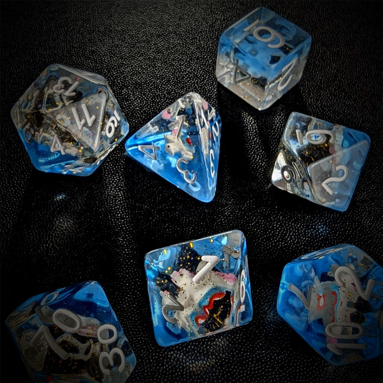 Unicorn in Clear & Blue Resin - 7pcs RPG Full Dice Set