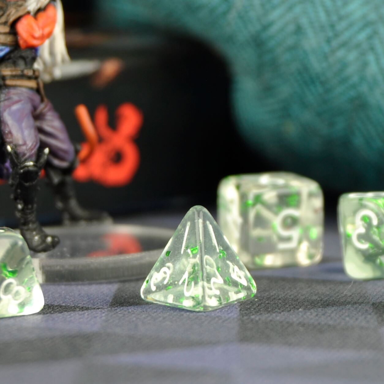 Glitter in Clear & Green Acrylic - 7pcs RPG Mini Dice Set