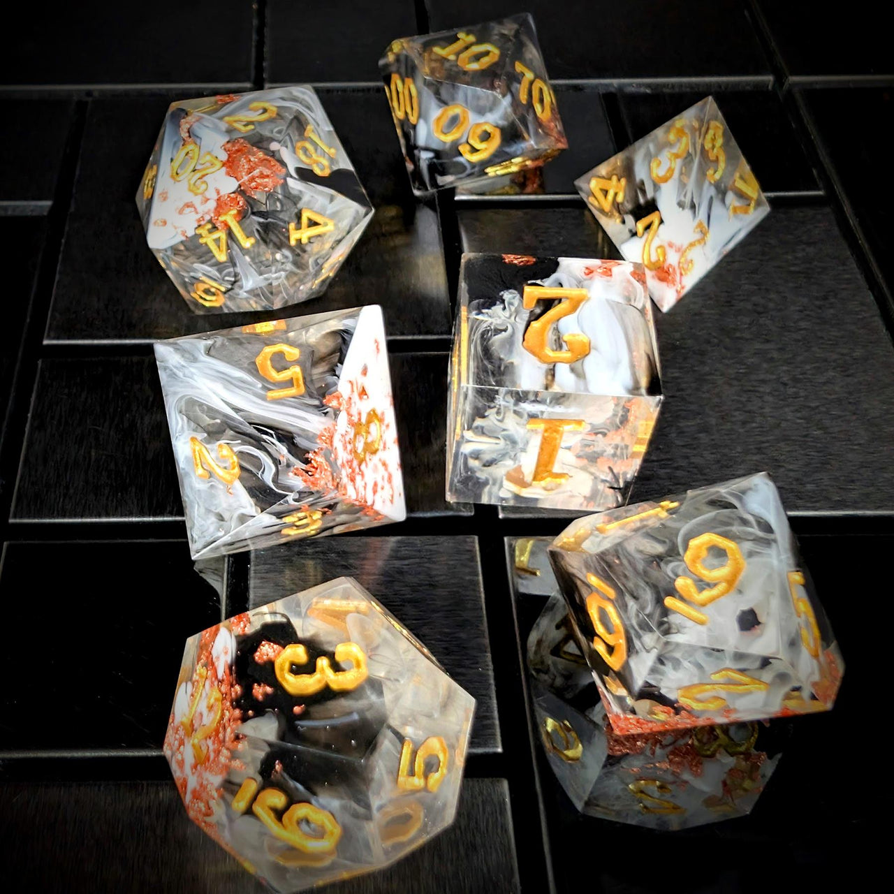 7pcs Dice Sharp Filled Gold Font Foil Black White Swirl Clear