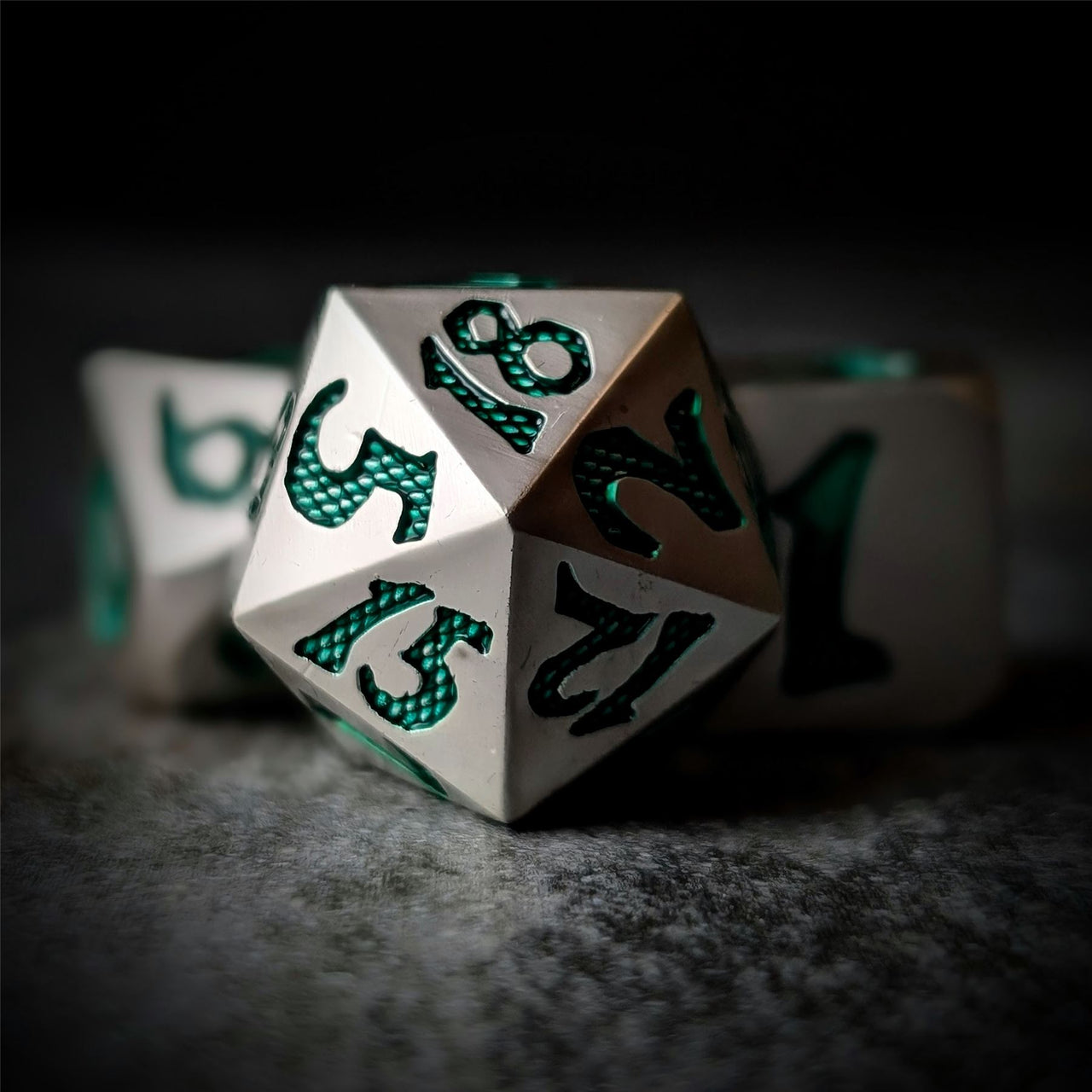 Green Font in Silver Metal - 7pcs RPG Dice Set