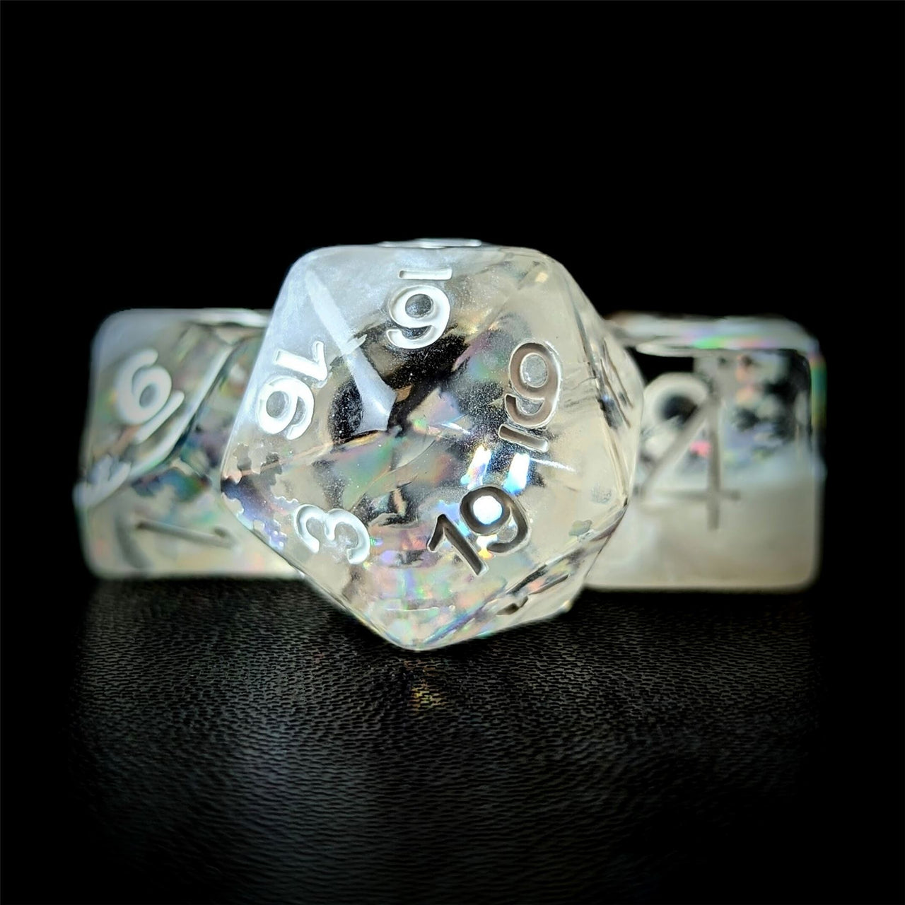 Snowflakes in Clear & White Resin - 7pcs RPG Full Dice Set