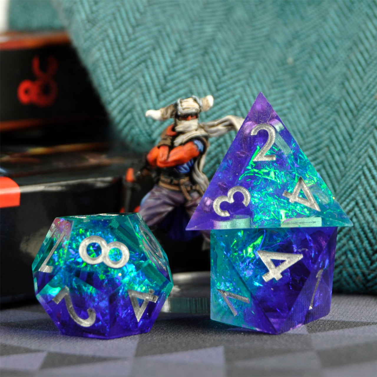 Candy in Cyan & Blue Sharp Resin - 7pcs RPG Dice Set