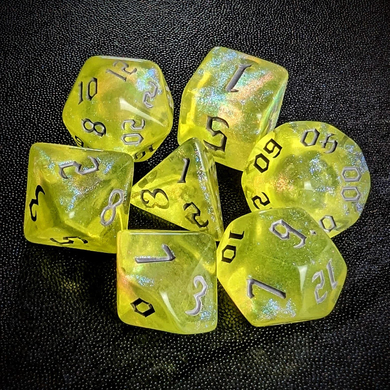 Glitter in Yellow Acrylic - 7pcs RPG Full Dice Set Top