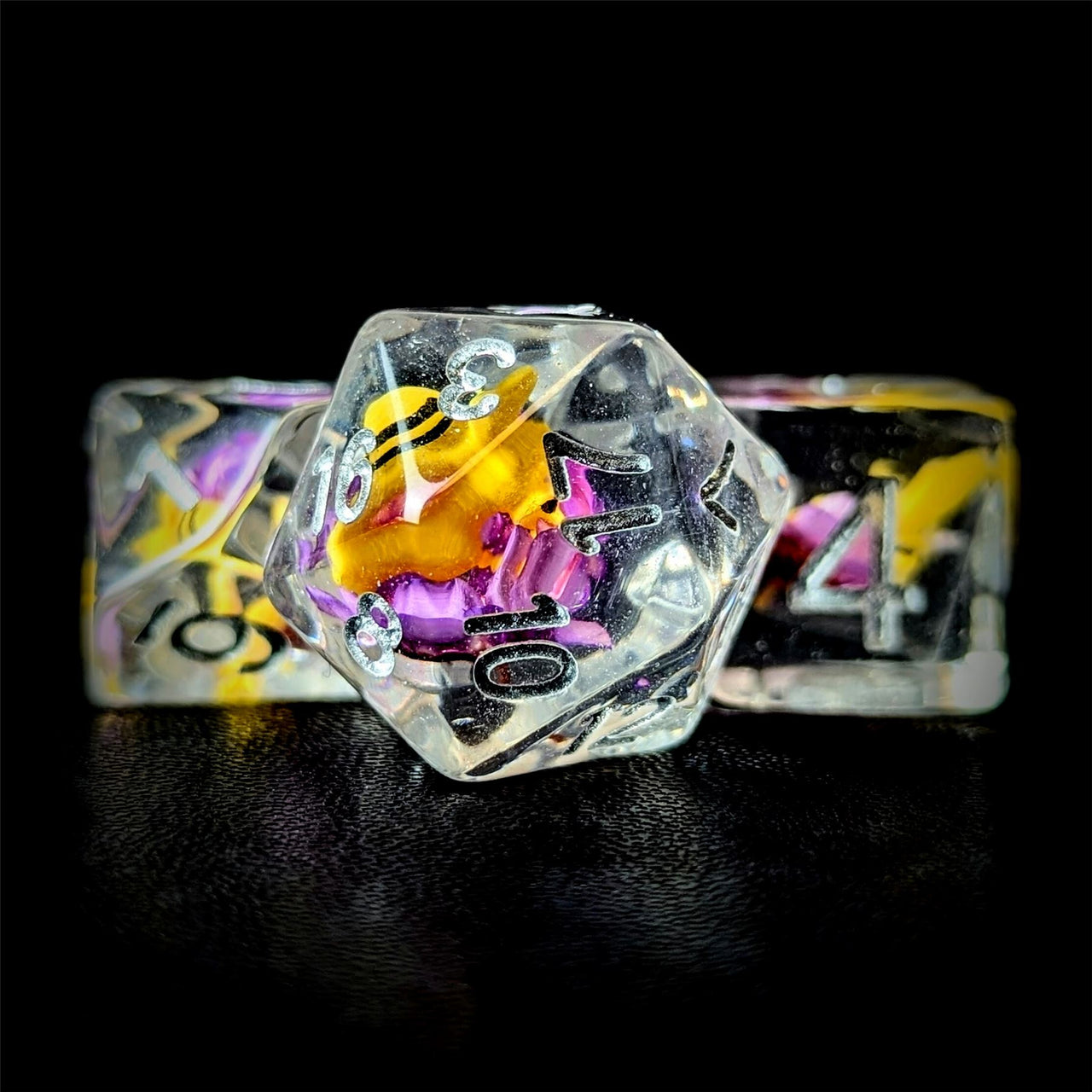 Bumble Bee in Clear Resin - 7pcs RPG Full Dice Set