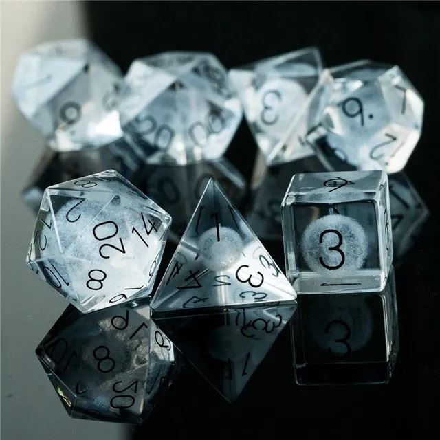 Dandelion in Clear Glass - 7pcs RPG Dice Set