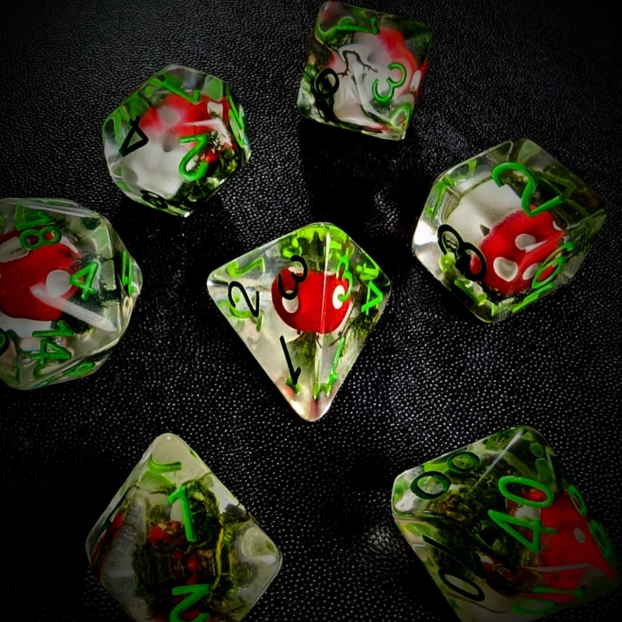 Red Mushroom in Clear Resin - 7pcs RPG Full Dice Set