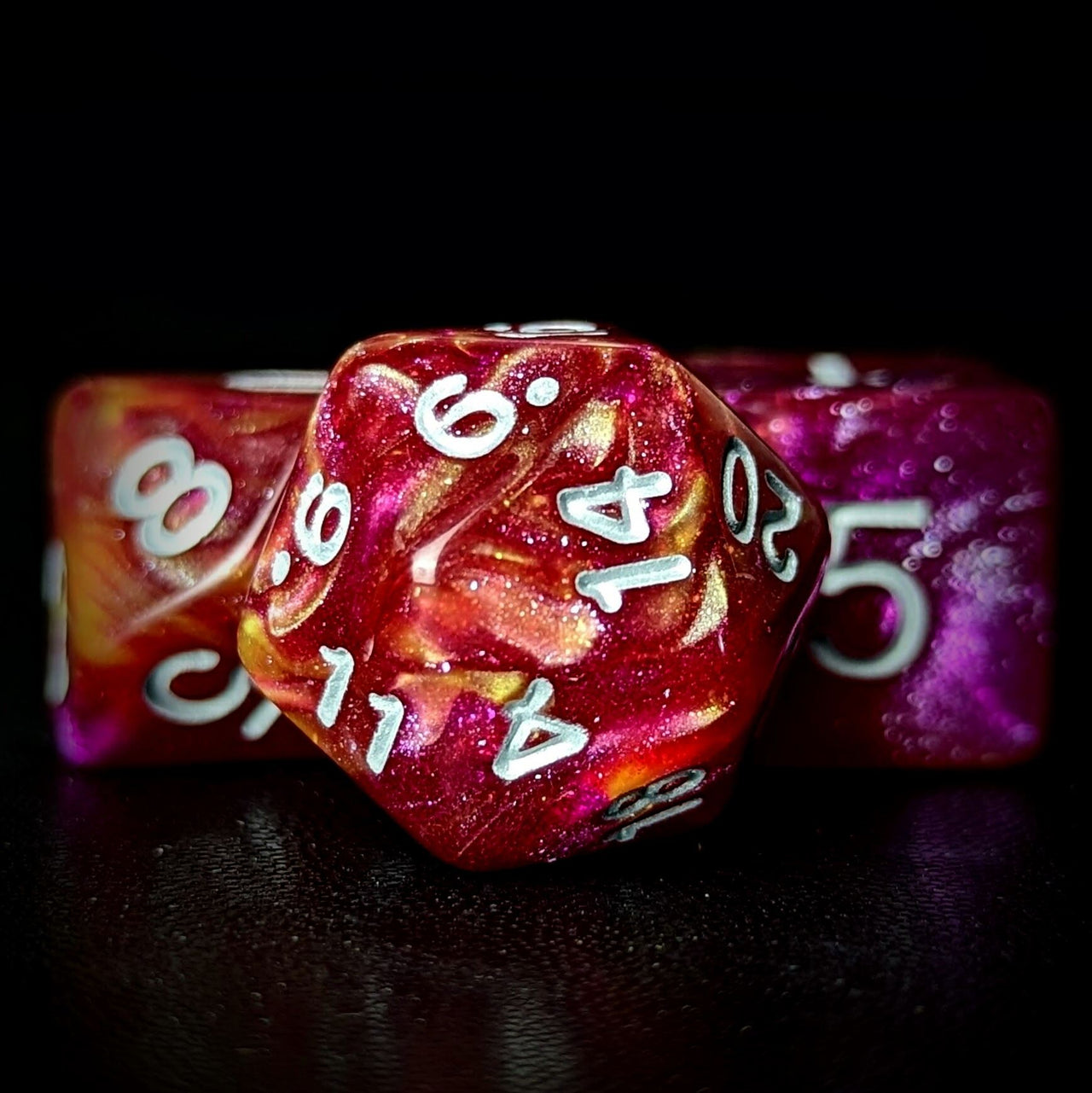 Glitter in Pink & Yellow Acrylic - 7pcs RPG Full Dice Set Close