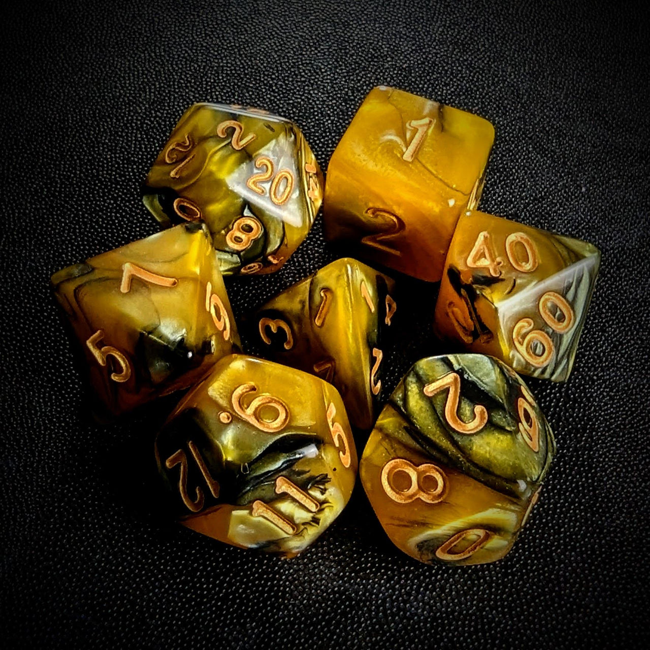 Blend of Black & Gold Acrylic - 7pcs RPG Full Dice Set Top