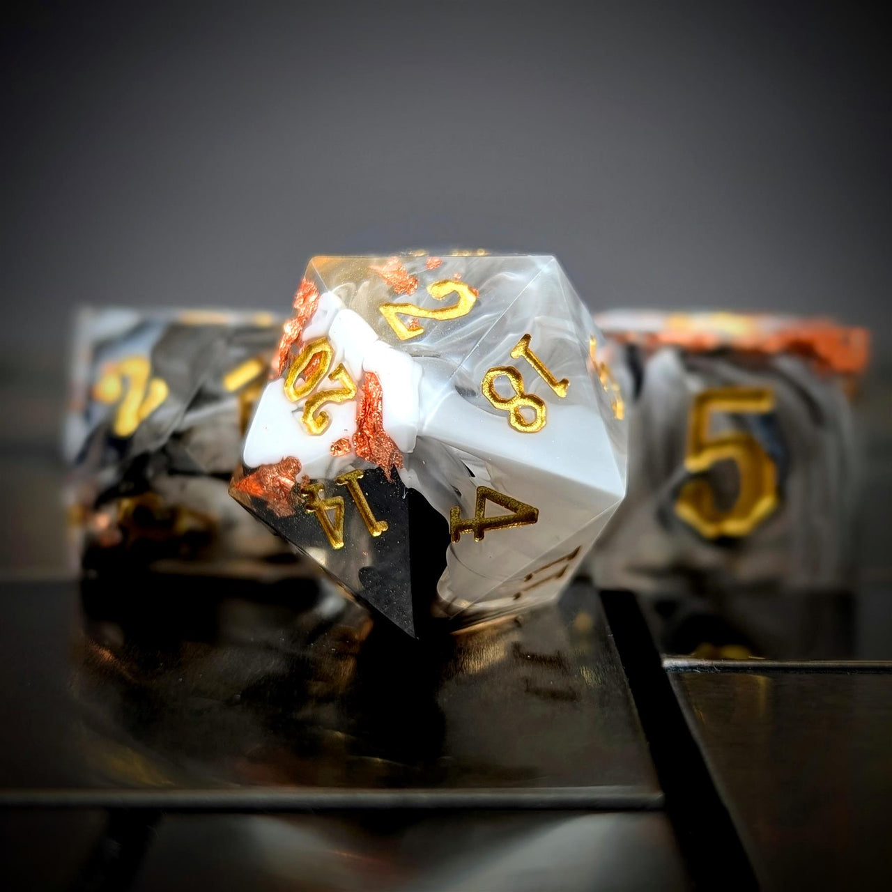 7pcs Dice Sharp Filled Gold Font Foil Black White Swirl Clear