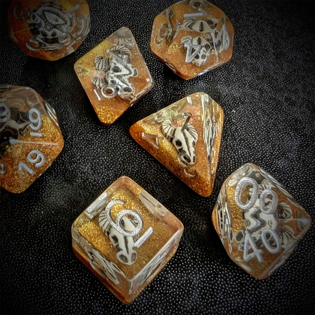 Bull Head in Clear Resin - 7pcs RPG Full Dice Set