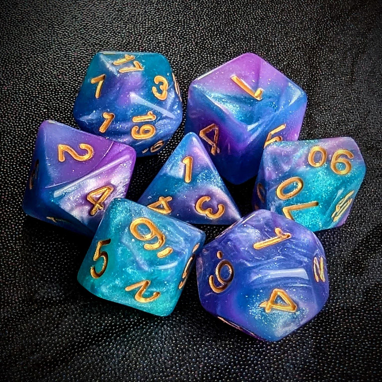 Glitter in Purple & Blue Acrylic - 7pcs RPG Full Dice Set Top