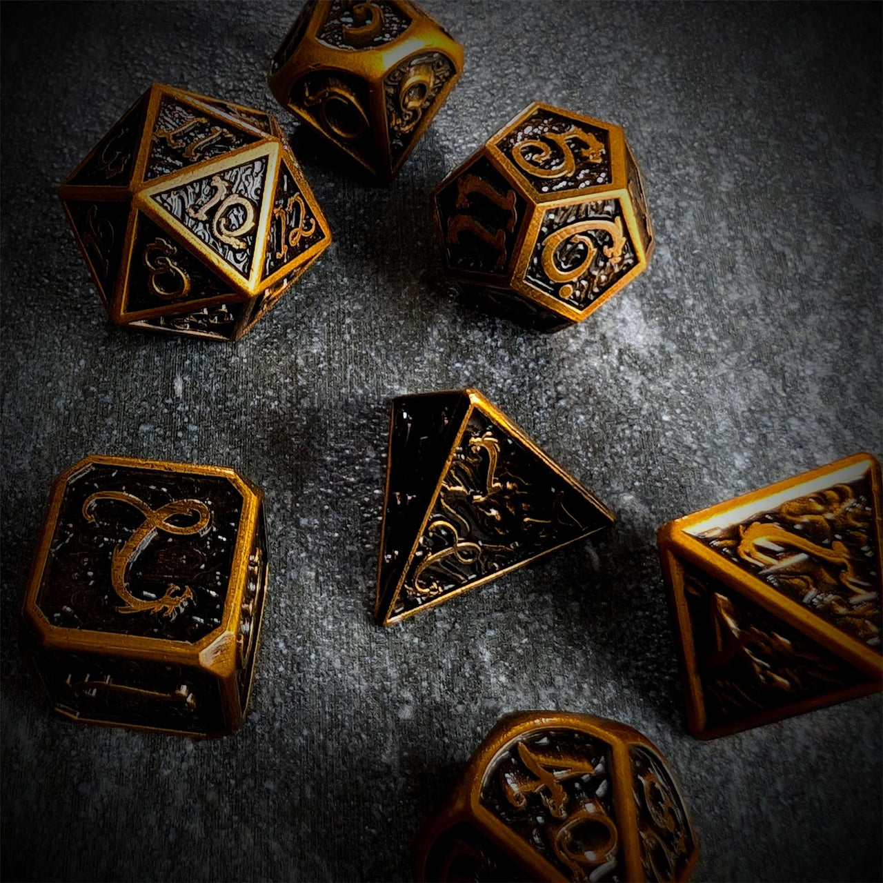 Gold Metal with Dragon Font - 7pcs RPG Dice Set