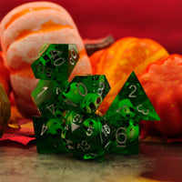 Thumbnail for Skull in Green Filled Sharp Resin - 7pcs RPG Dice Set