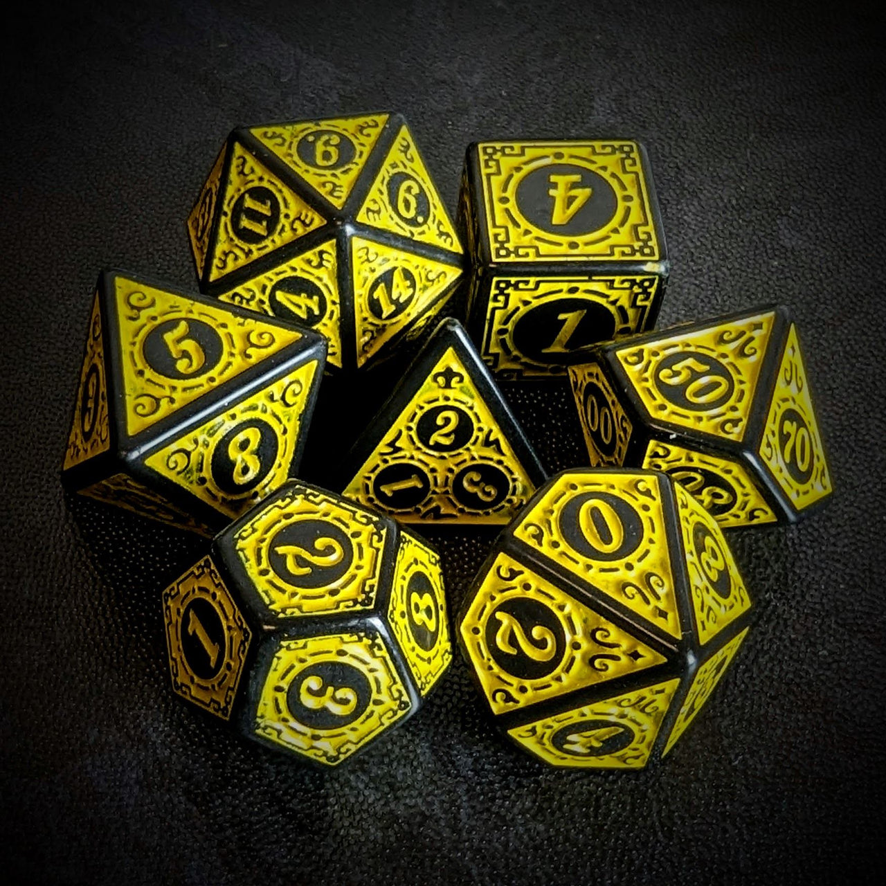 Yellow Lattice on Black Acrylic - 7pcs RPG Full Dice Set Top