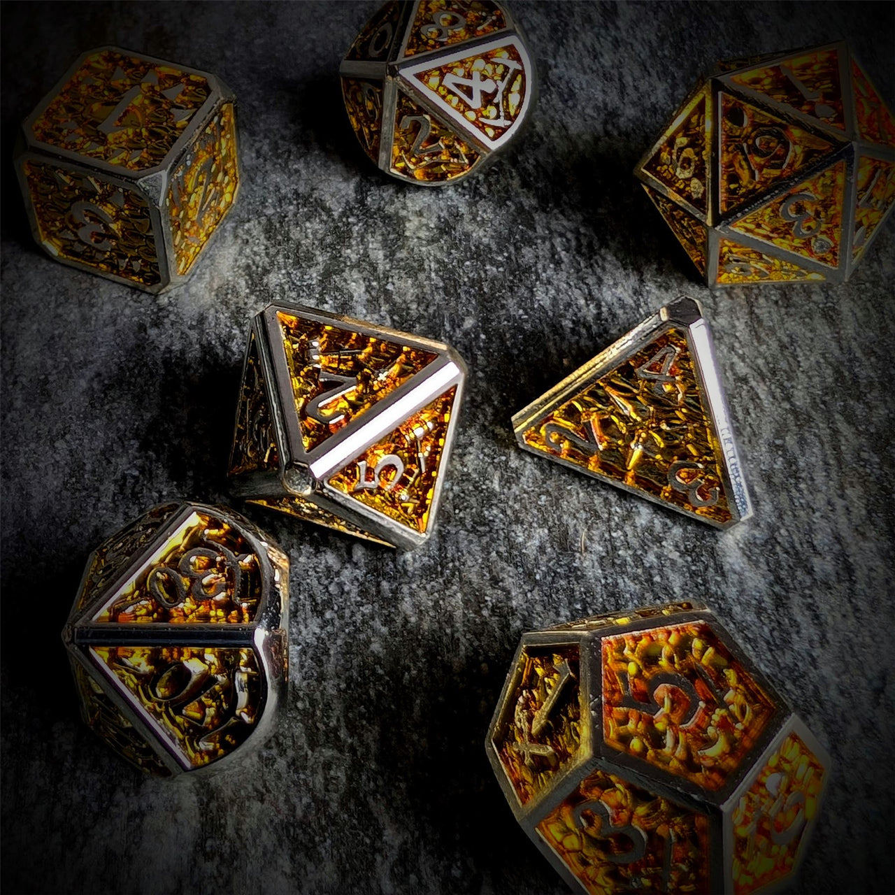 Gold Monster in Silver Metal - 7pcs RPG Dice Set