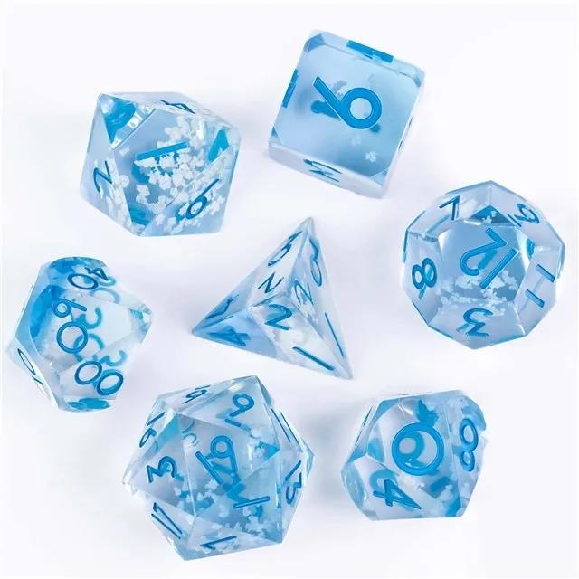 Flower in White Filled Sharp Resin - 7pcs RPG Dice Set