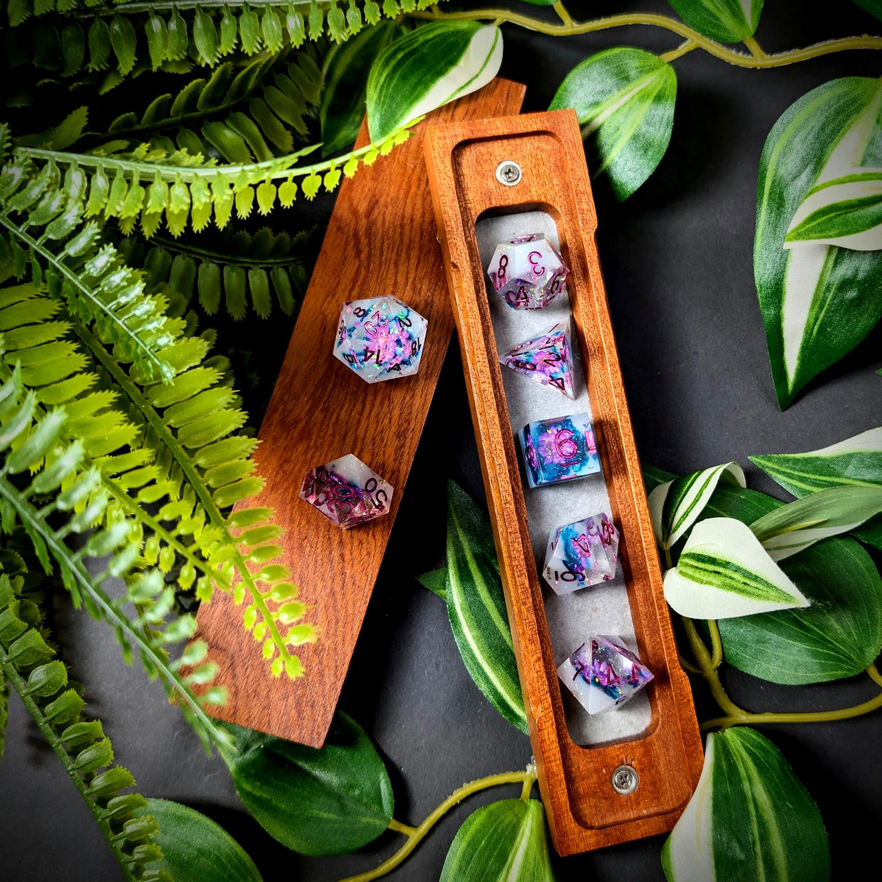 7pcs Dice Sharp Filled Purple Font Pink Flower Clear