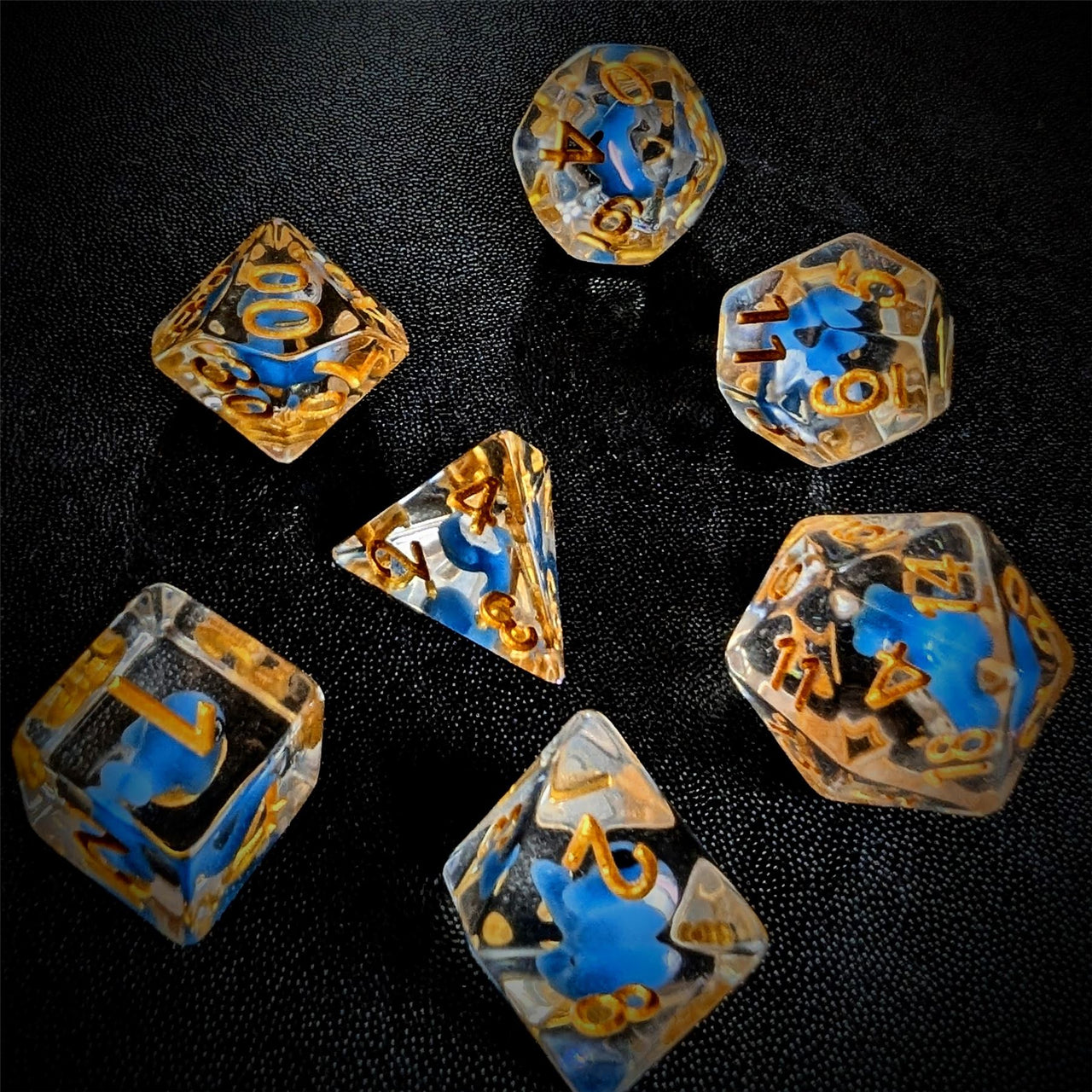 Blue Whale in Clear Resin - 7pcs RPG Full Dice Set