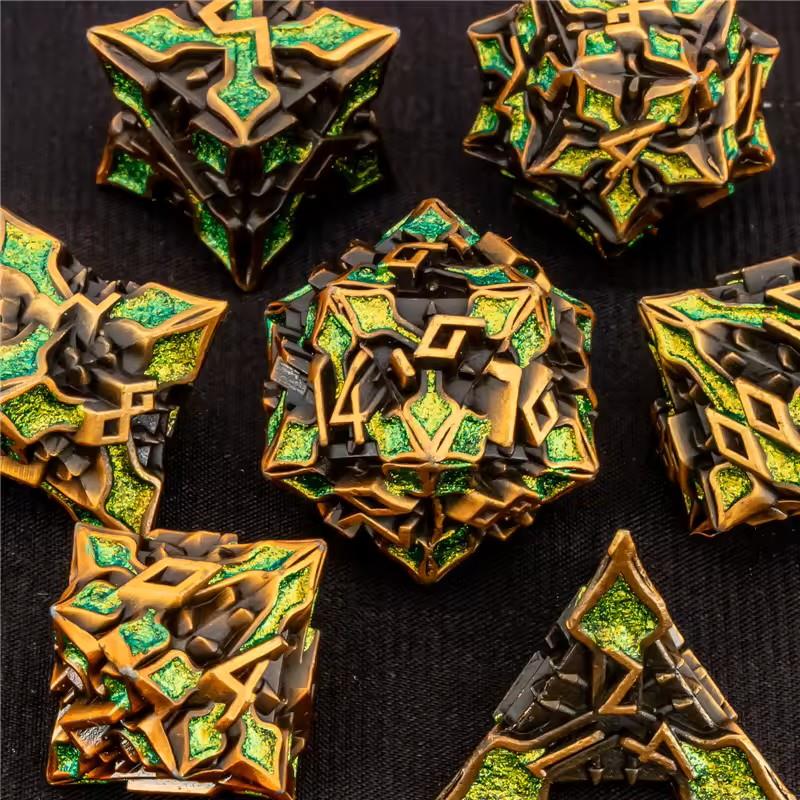7pcs Dice Metal Arrow Head Gold Font Green Black