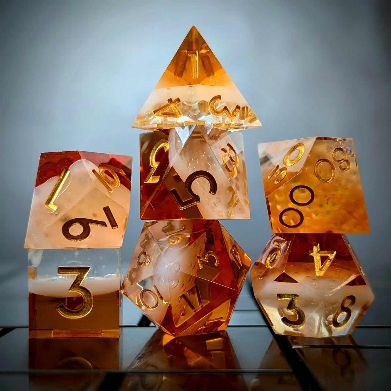 7pcs Dice Sharp Filled Beer Bubbles Gold Font White Orange