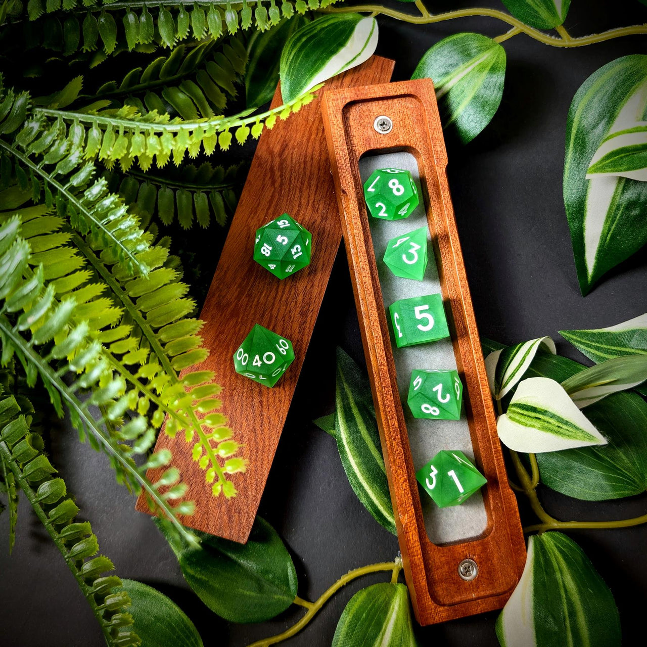 7pcs Dice Sharp Frosted Green