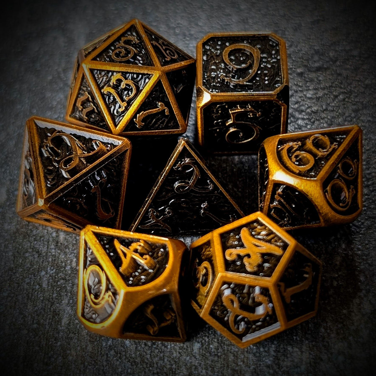 Gold Metal with Dragon Font - 7pcs RPG Dice Set