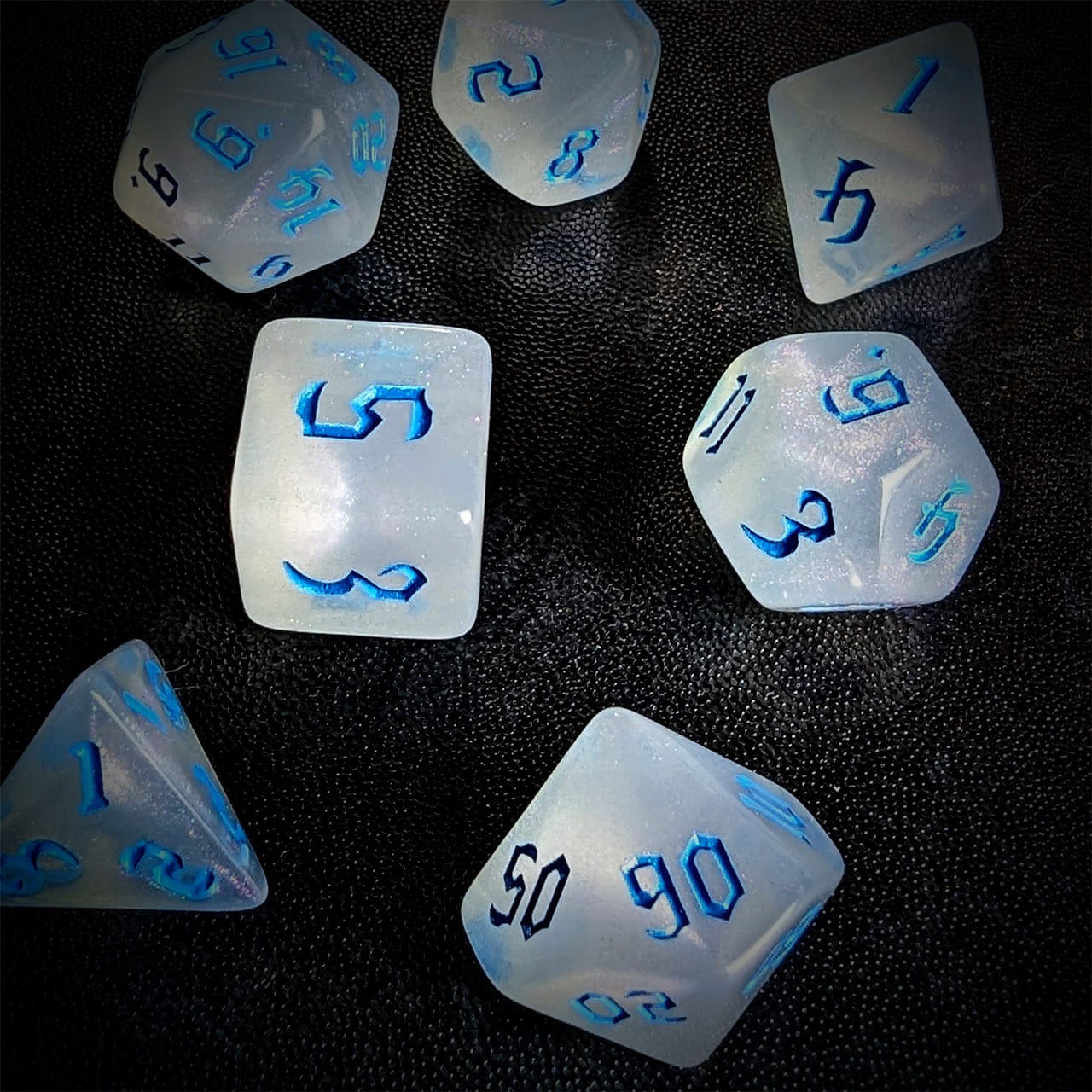 Glitter in White Acrylic with Blue Font - 7pcs RPG Full Dice Set Scatter