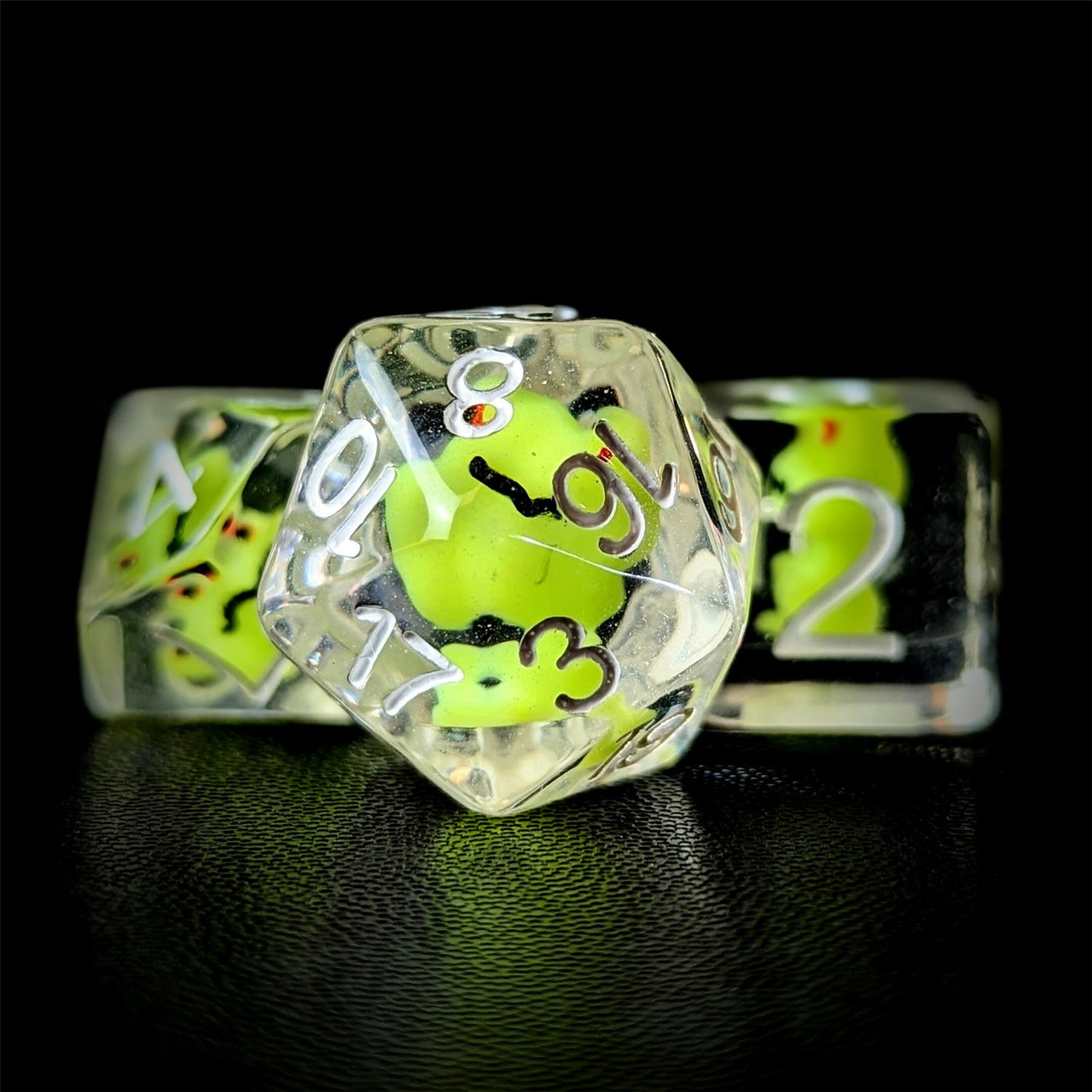 Green Frog in Clear Resin - 7pcs RPG Full Dice Set