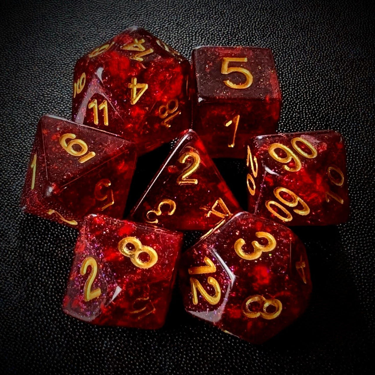 Glitter in Red Resin - 7pcs RPG Full Dice Set