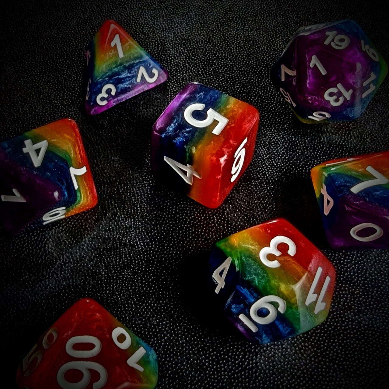 Layered Rainbow Resin - 7pcs RPG Full Dice Set