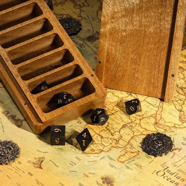 Sapele Wood with 7 Slots -  Magnetic Dice Storage