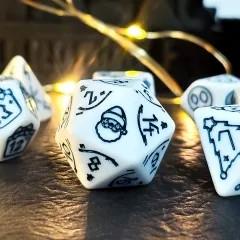 7pcs Dice Acrylic Pattern Christmas Black Font White
