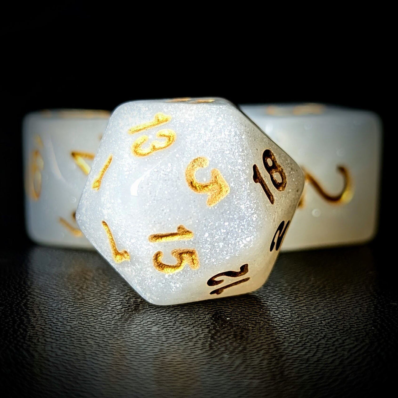 Glitter in White Acrylic - 7pcs RPG Full Dice Set Close