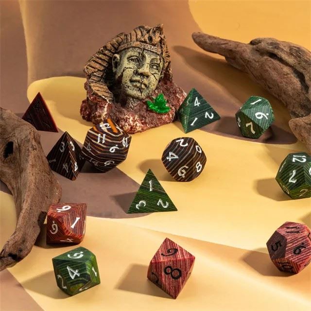 Worn Green Wood - 7pcs RPG Dice Set