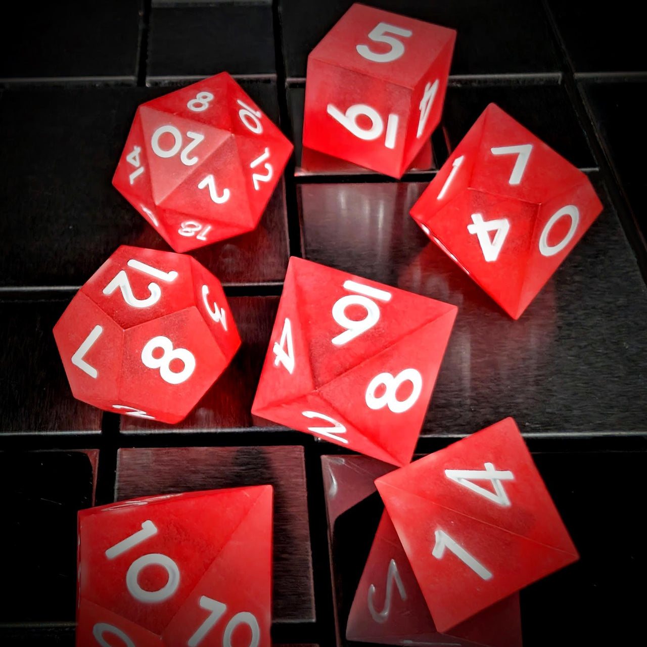 7pcs Dice Sharp Frosted Red