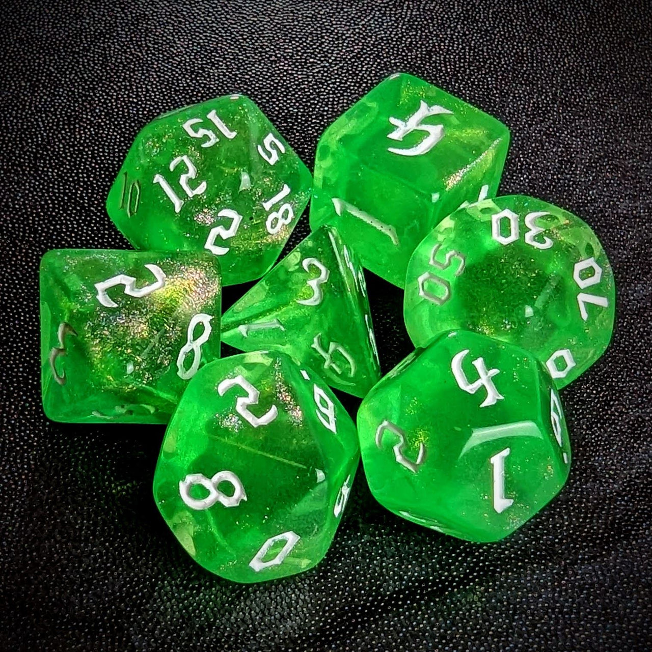 Glitter in Green Acrylic - 7pcs RPG Full Dice Set Top