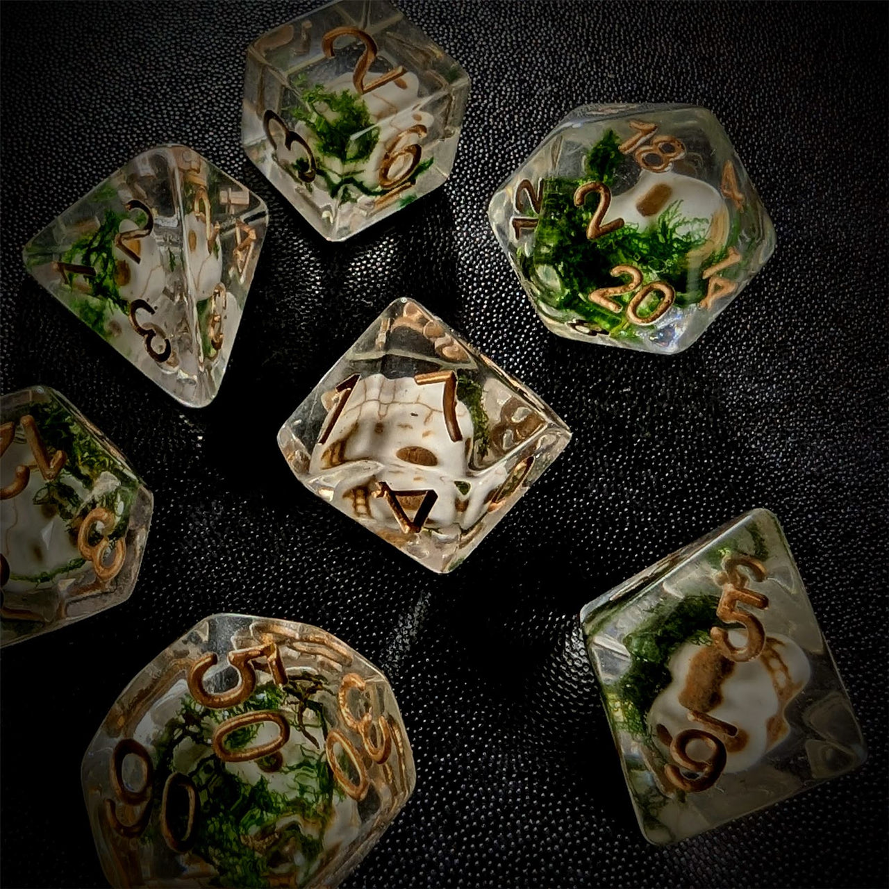 Skull in Moss Clear Resin - 7pcs RPG Full Dice Set