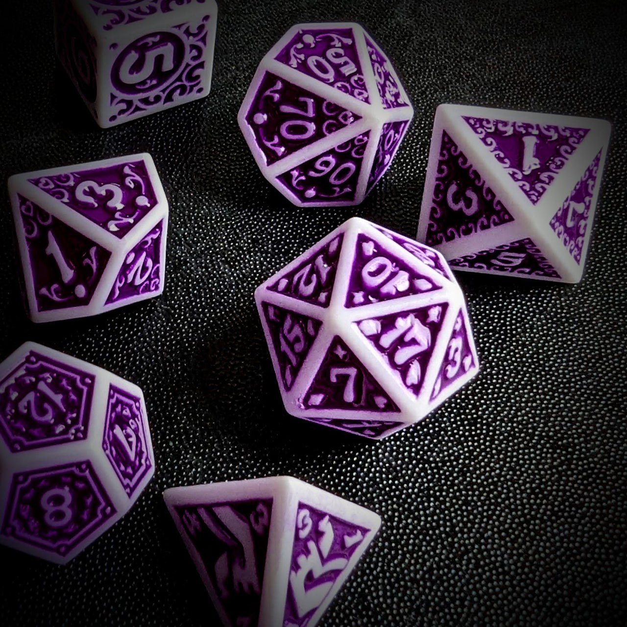 Purple Vines on White Acrylic - 7pcs RPG Full Dice Set Scatter