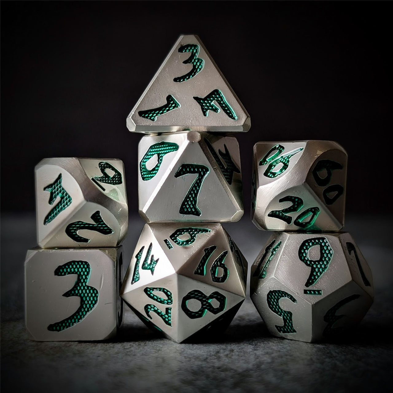 Green Font in Silver Metal - 7pcs RPG Dice Set