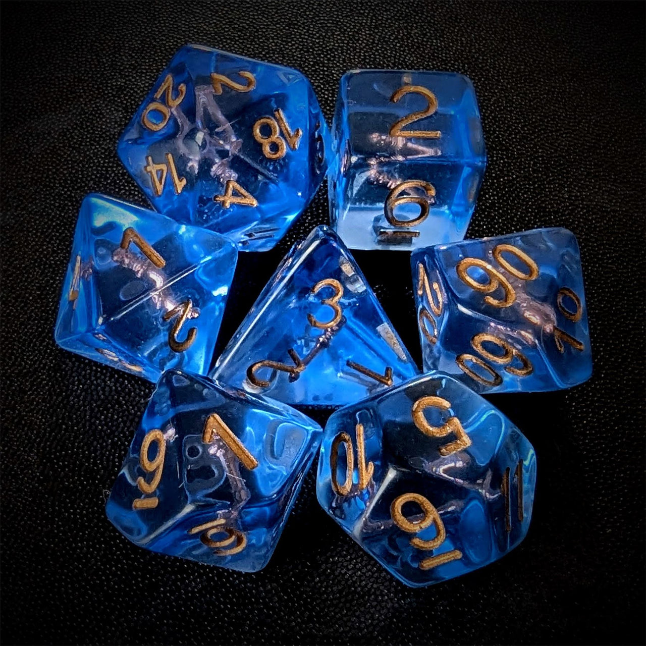 Violin in Clear & Blue Resin - 7pcs RPG Full Dice Set