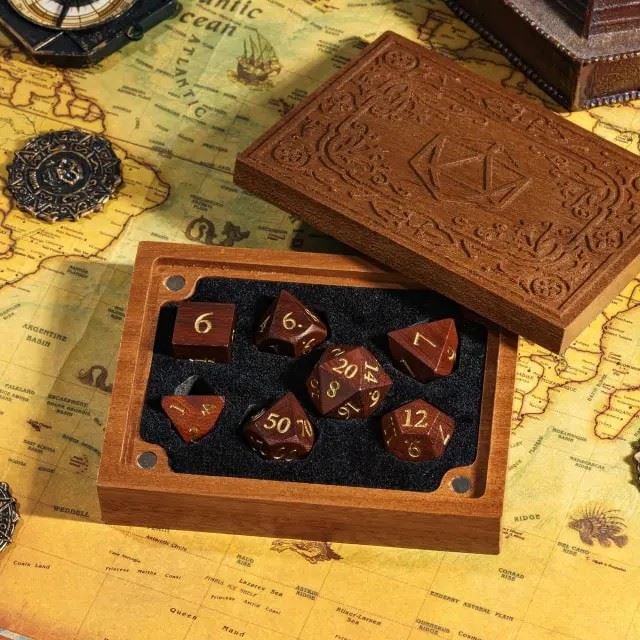 D20 on Sapele Wood with 7 Slots -  Magnetic Dice Storage