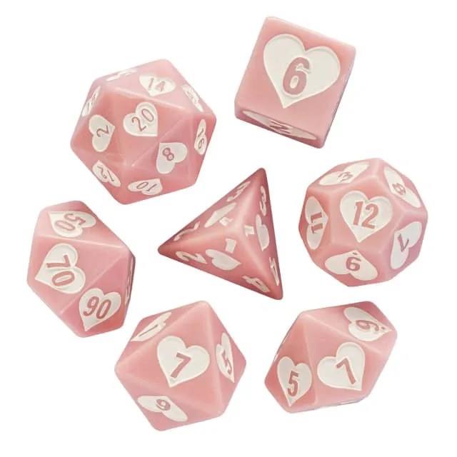 7pcs Dice Resin Pattern Hearts White Font Pink