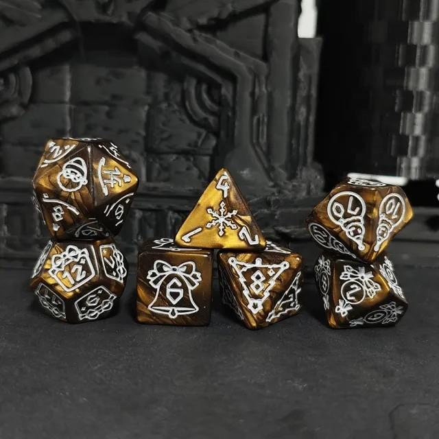 7pcs Dice Acrylic Pattern Christmas White Font Gold