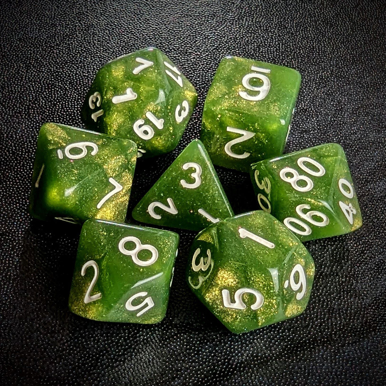 Glitter in Green Acrylic - 7pcs RPG Full Dice Set Top