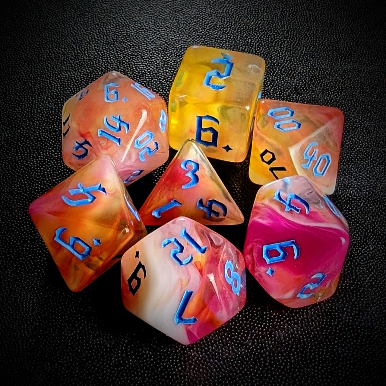 Blend of White & Orange Acrylic - 7pcs RPG Full Dice Set Top