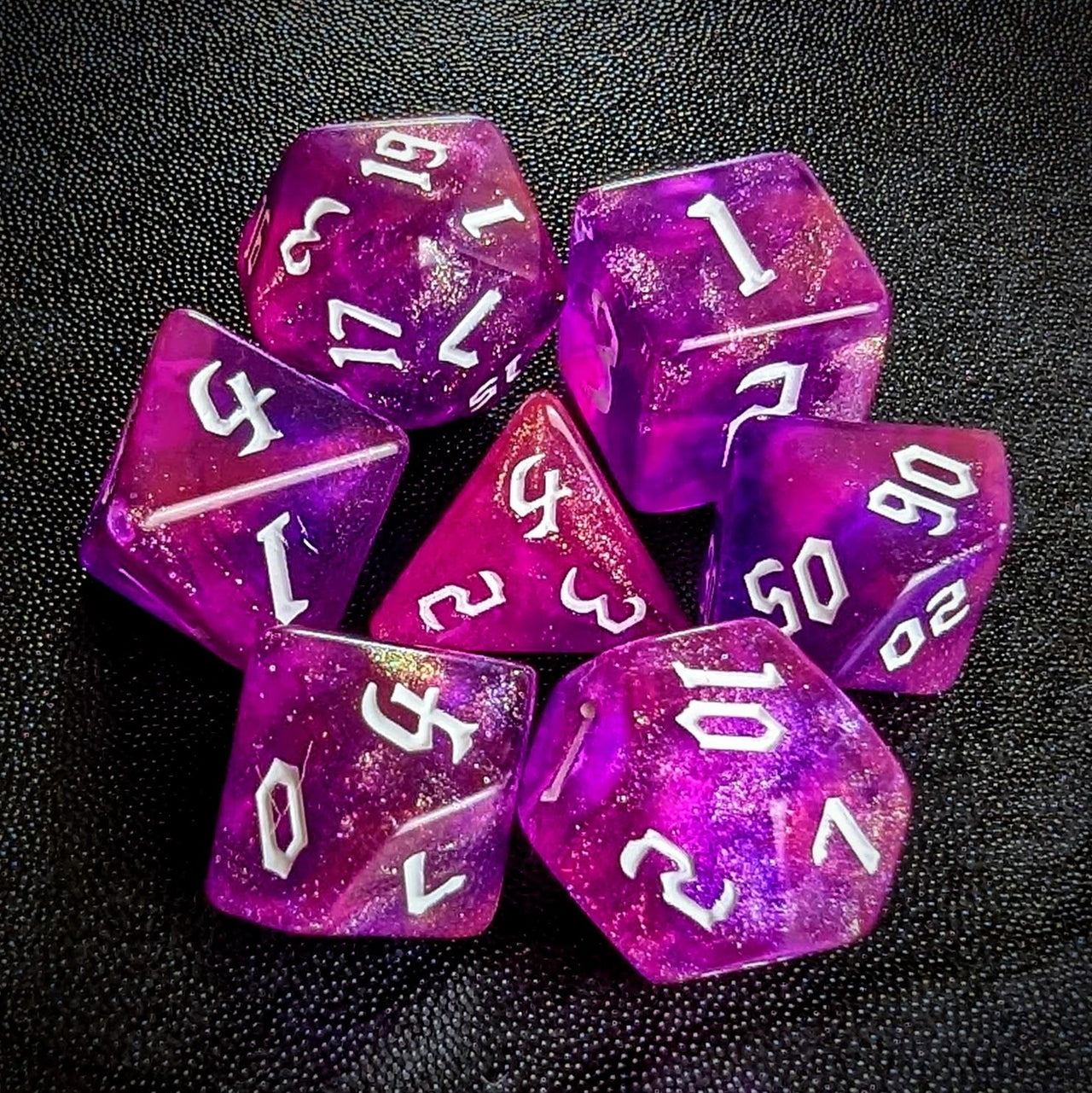 Glitter in Pink & Purple Acrylic - 7pcs RPG Full Dice Set Top